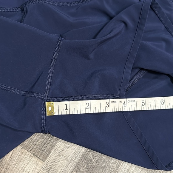 Lululemon Run Times Short *4-way Stretch Size 10 - Picture 11 of 13